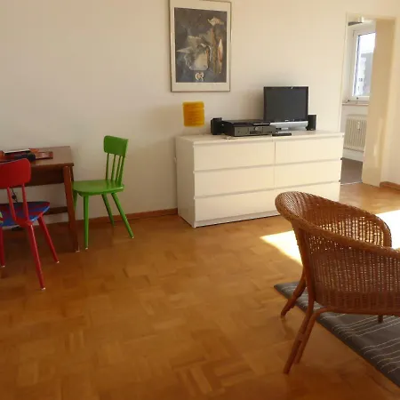 Apartment Sonnige Wohnung, Uninahe